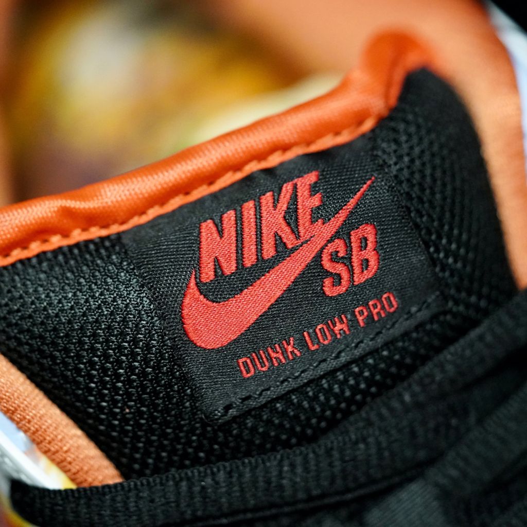 BL - DUNK "Street Hawker"