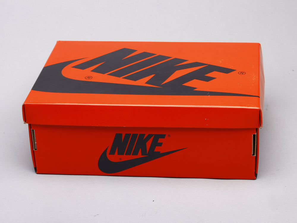 BL - AJ1 Invert black and red