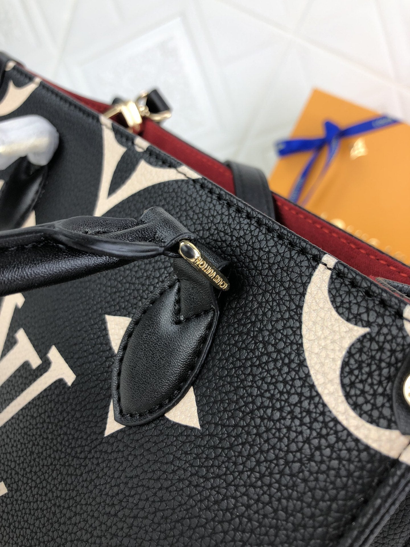BL - High Quality Bags LUV 106