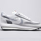 BL - NKE Waffle off-white
