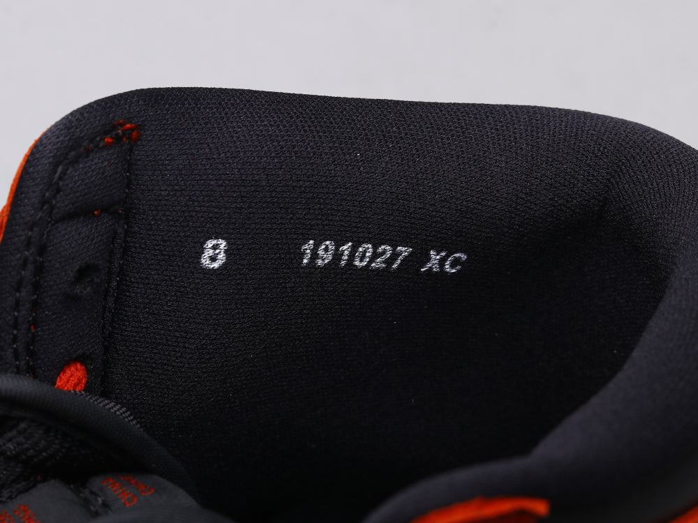 BL - AJ1 Invert black and red
