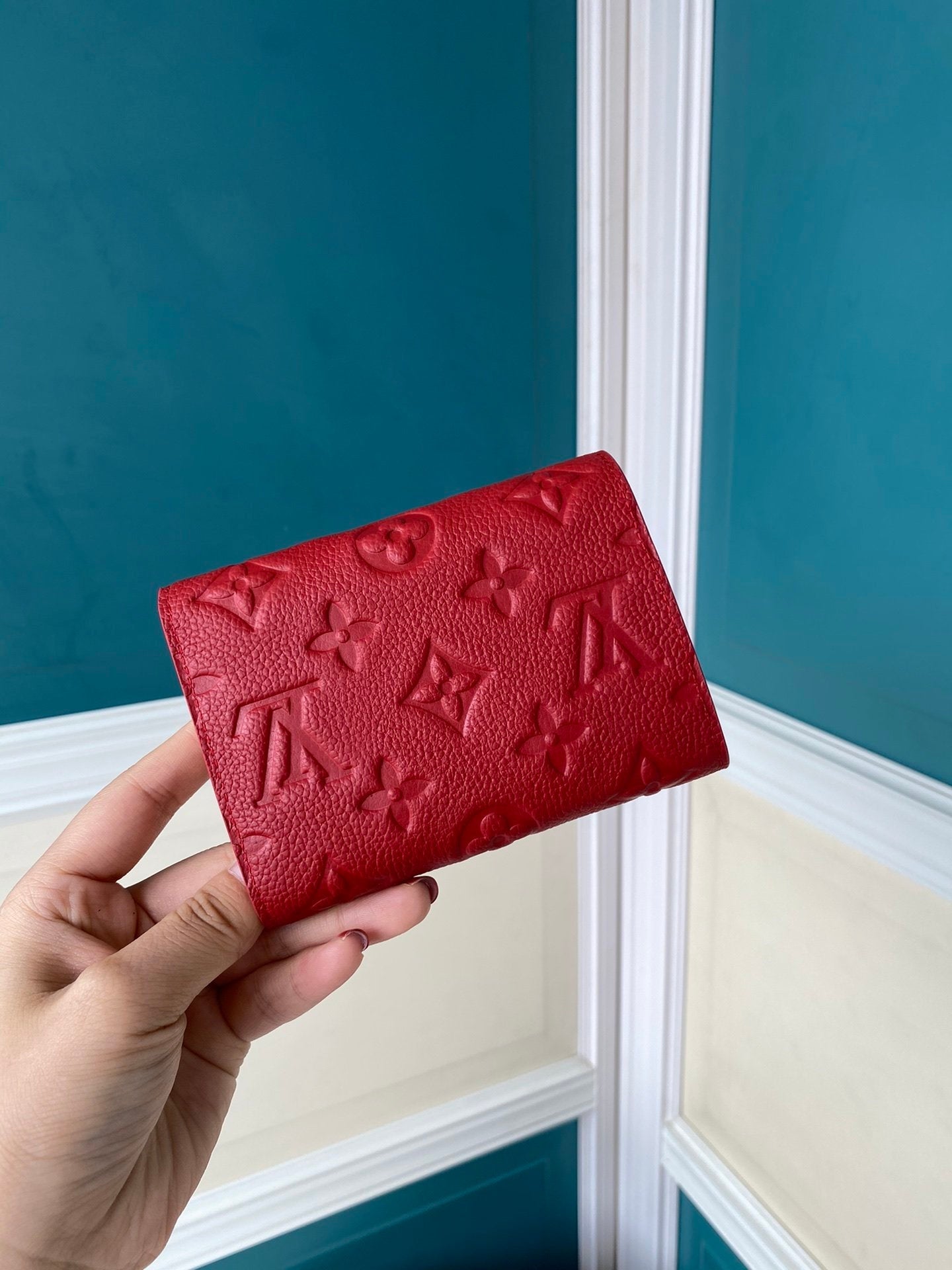 BL - High Quality Wallet LUV 060