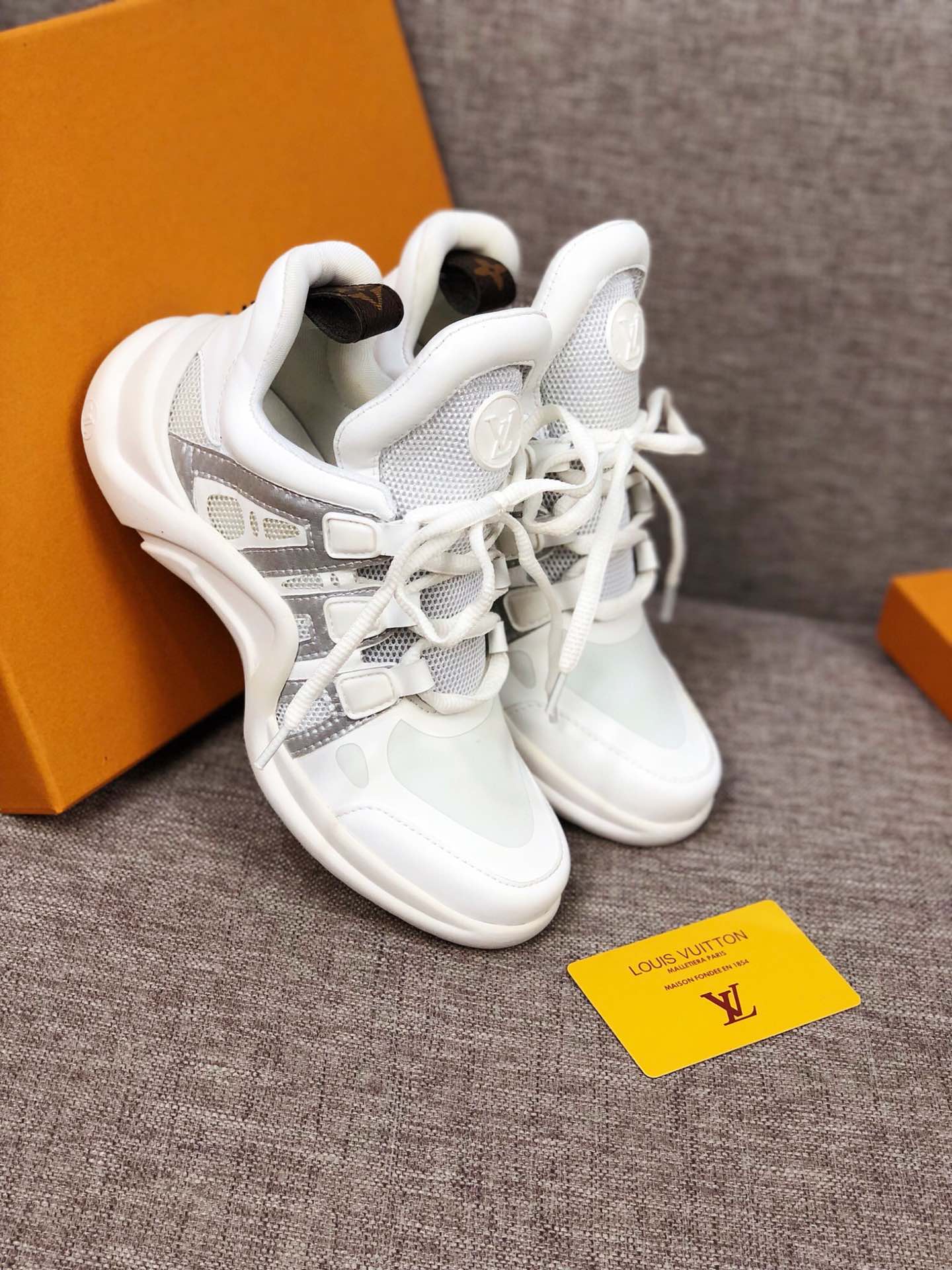 BL - LUV Archlight White Sneaker