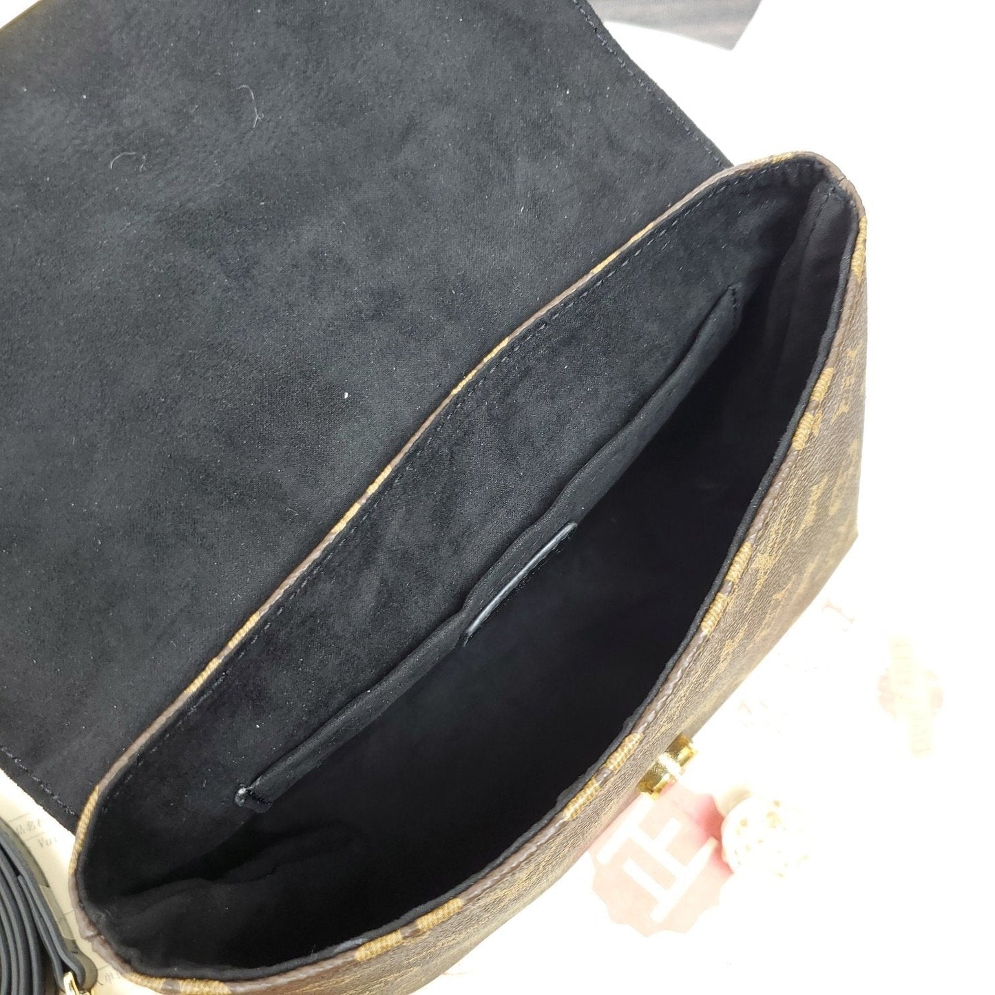 BL - High Quality Bags LUV 237