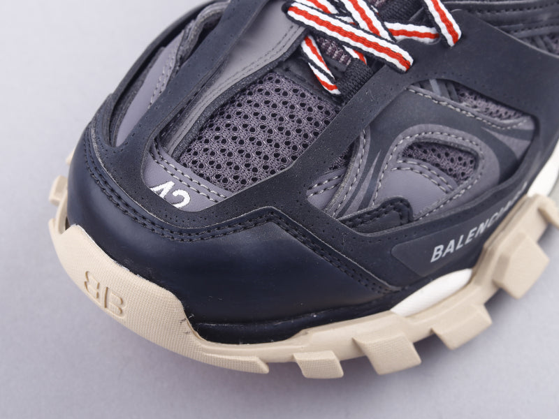 BL - Bla Track Three Generations Sneaker
