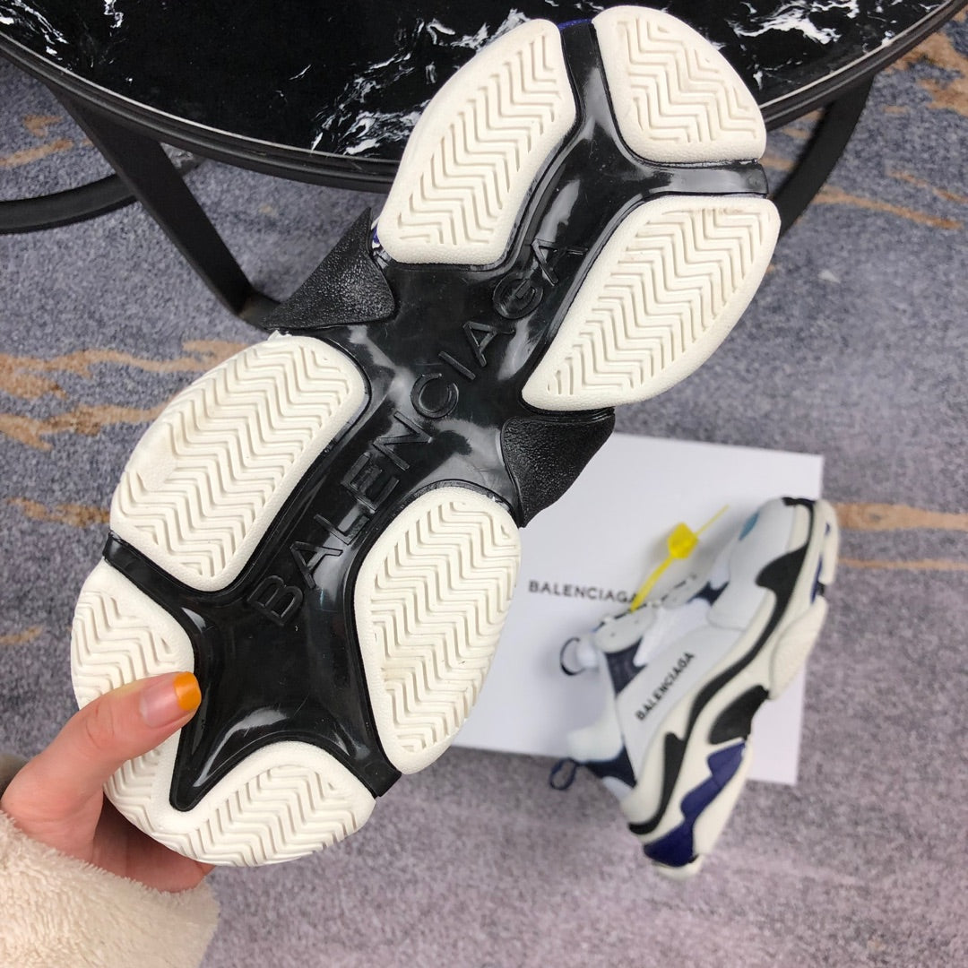 BL - High Quality Bla Sneaker 073