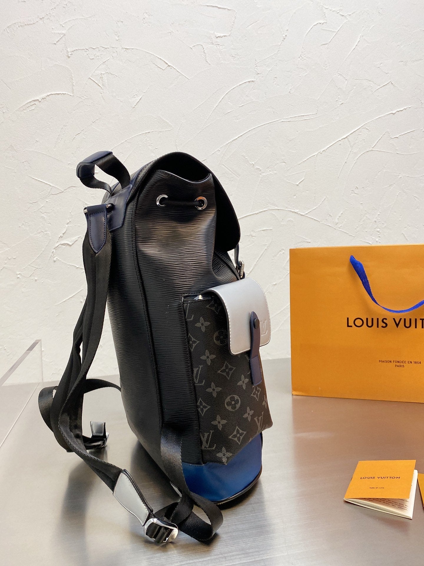 BL - High Quality Bags LUV 077