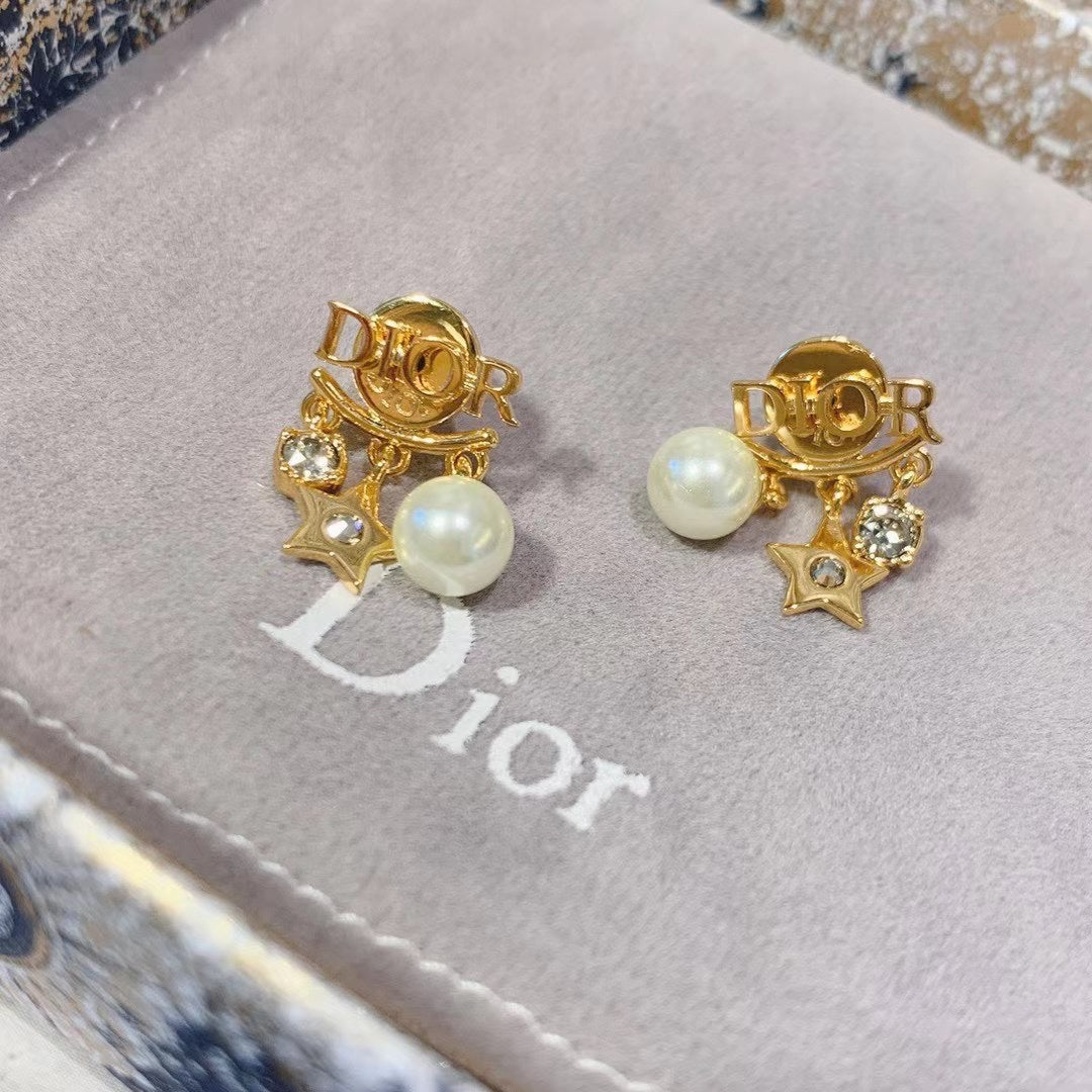 High Quality Earring Dir 052