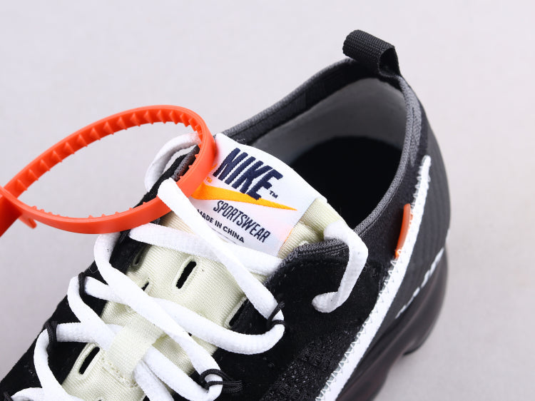 BL - OW x Vapormax Black & White