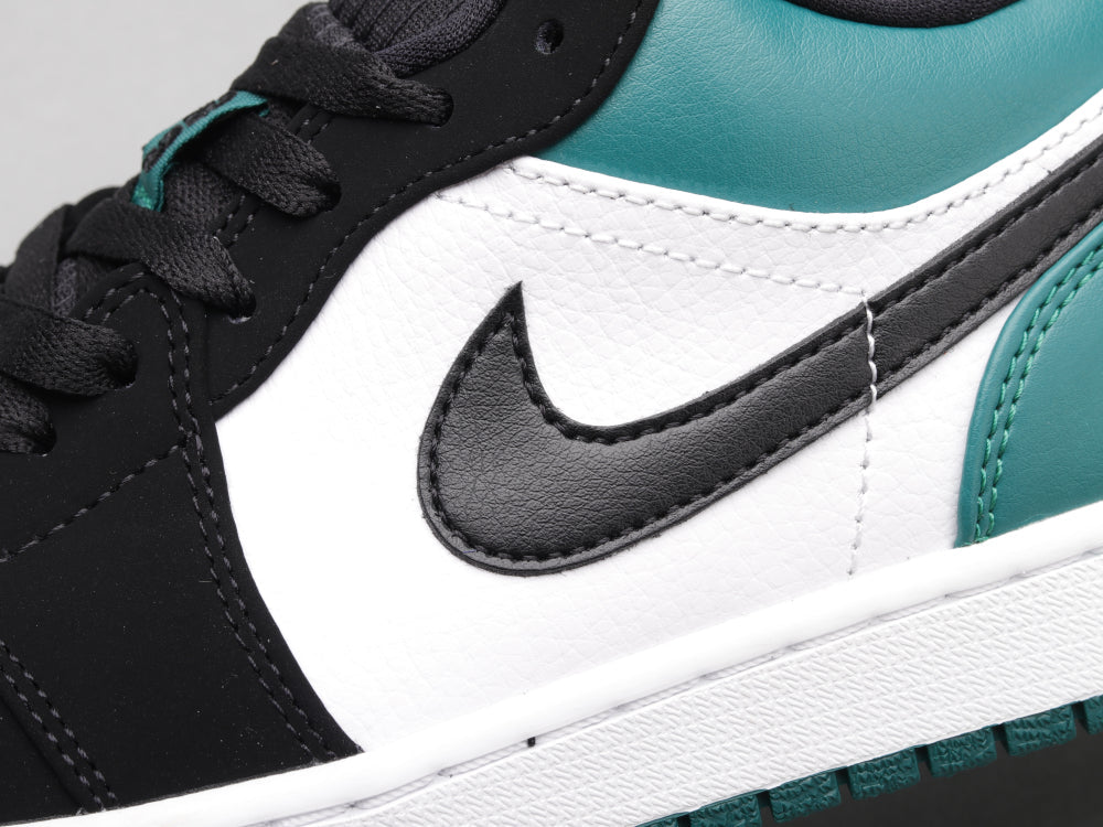 BL - AJ1 black and green toes
