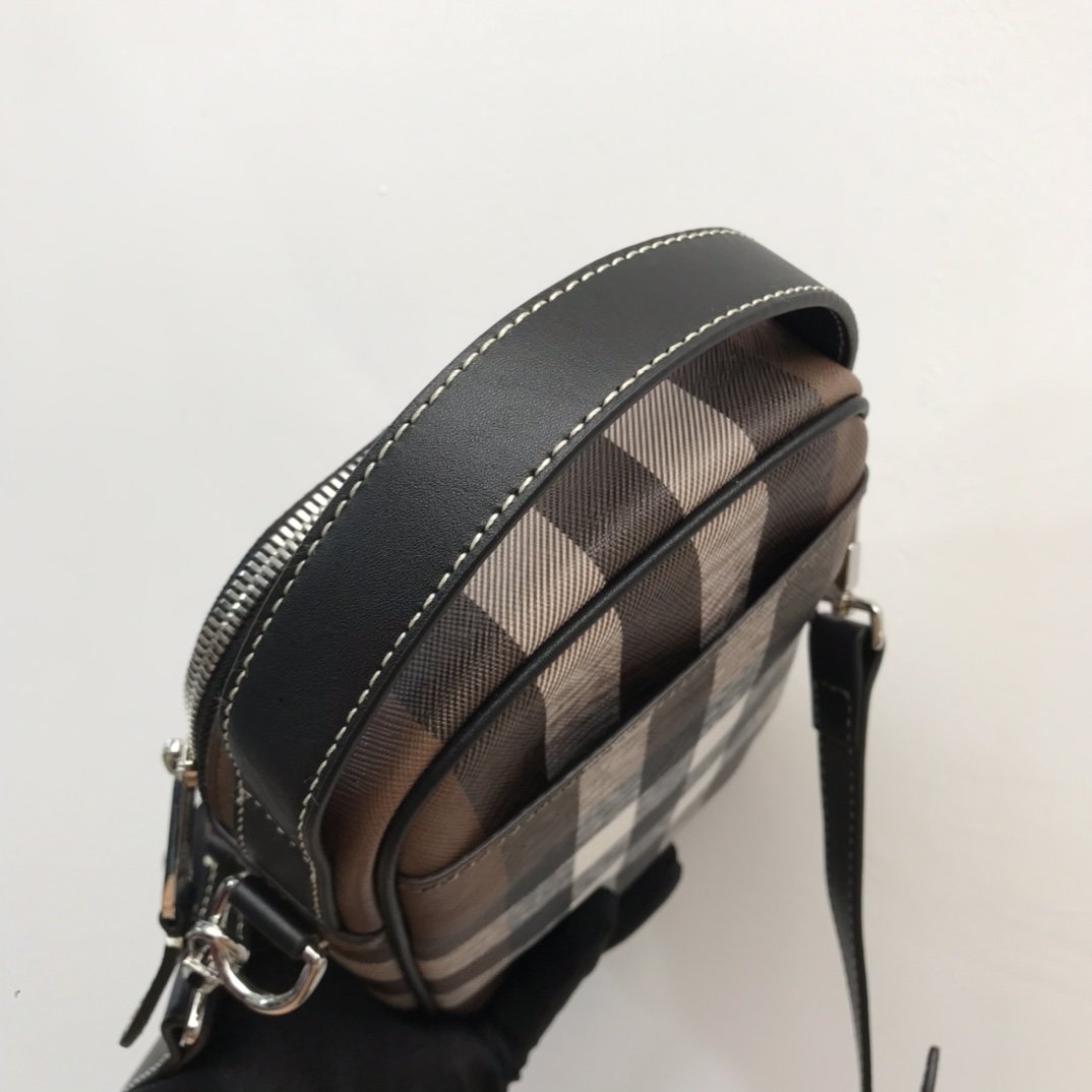 BB Check And Crossbody Bag For Men, Bags 7.7in/19.5cm 80491181