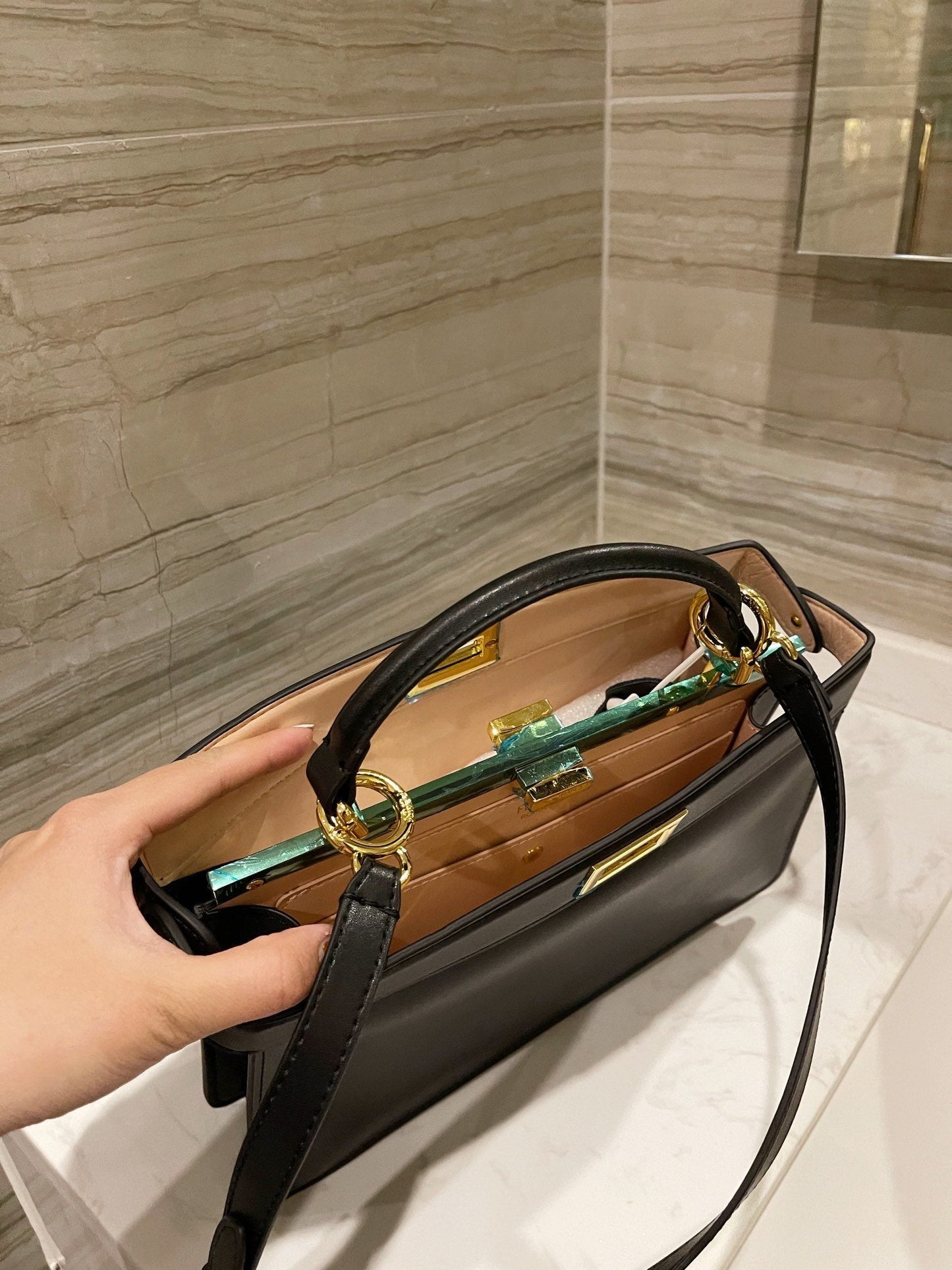 BL - High Quality Bags FEI 111