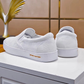 BL - High Quality Luv Sneaker 057