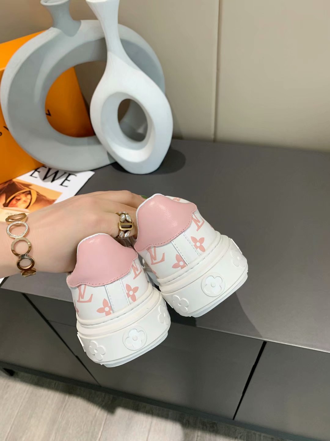BL - LUV Time Out PInk Sneaker