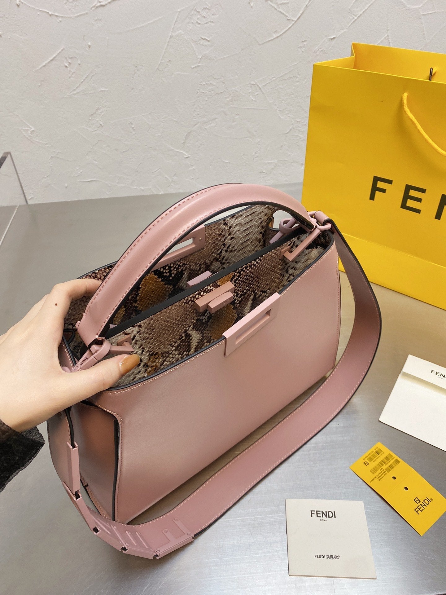 BL - High Quality Bags FEI 102