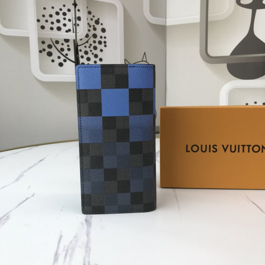 BL - High Quality Wallet LUV 052