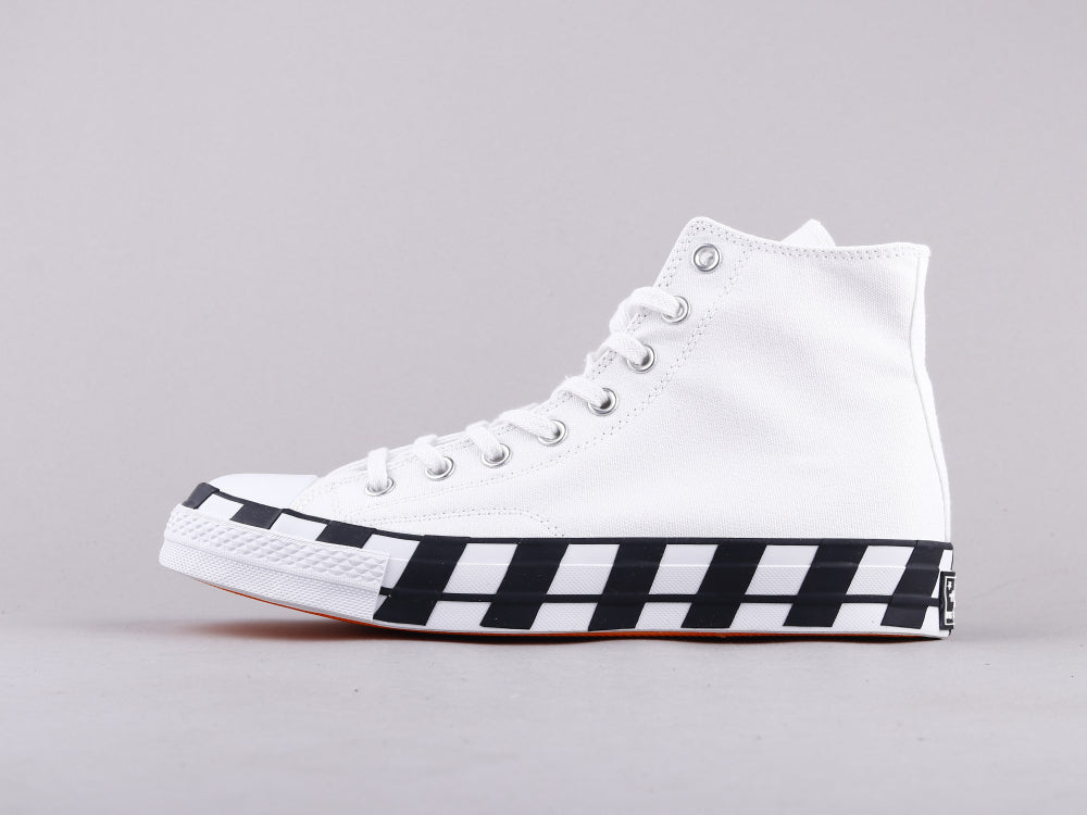 BL - NKE Conver Black & White