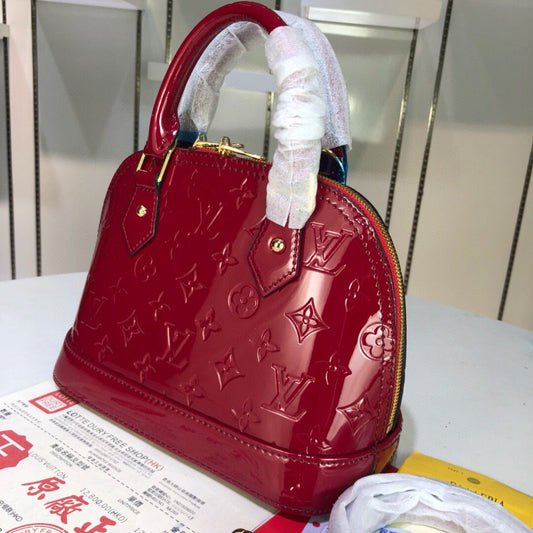 BL - High Quality Bags LUV 058