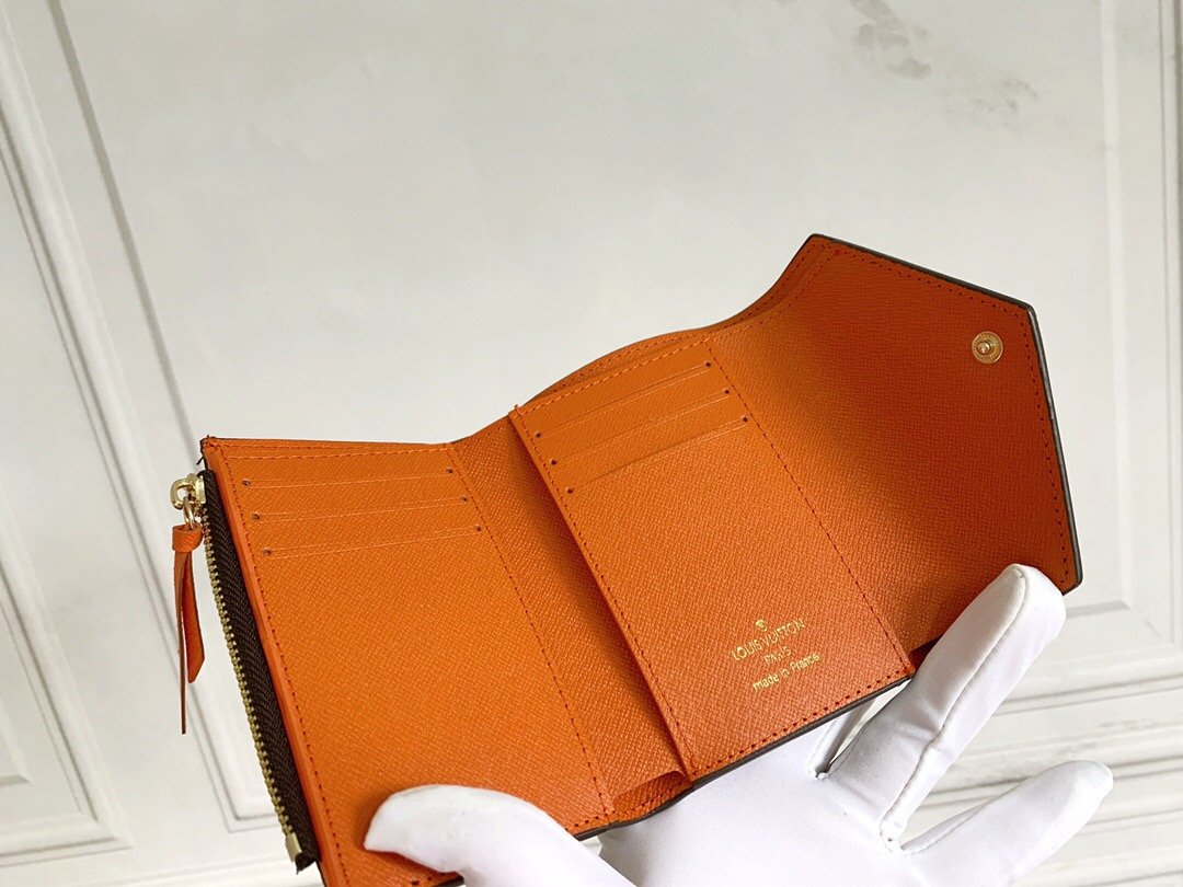 BL - High Quality Wallet LUV 113