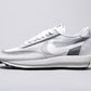 BL - NKE Waffle off-white