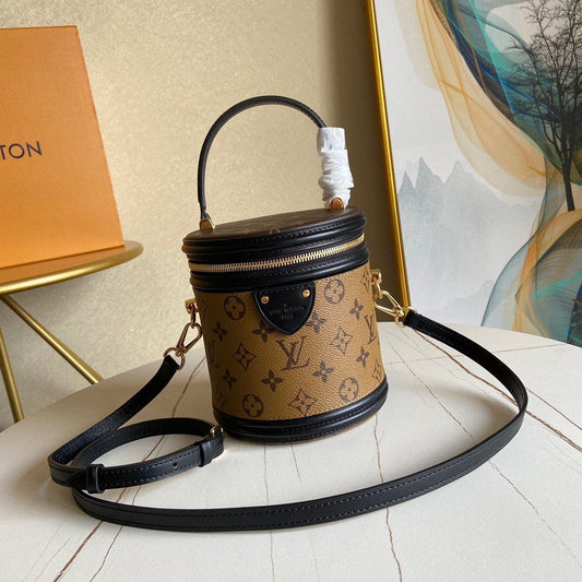 BL - High Quality Bags LUV 156