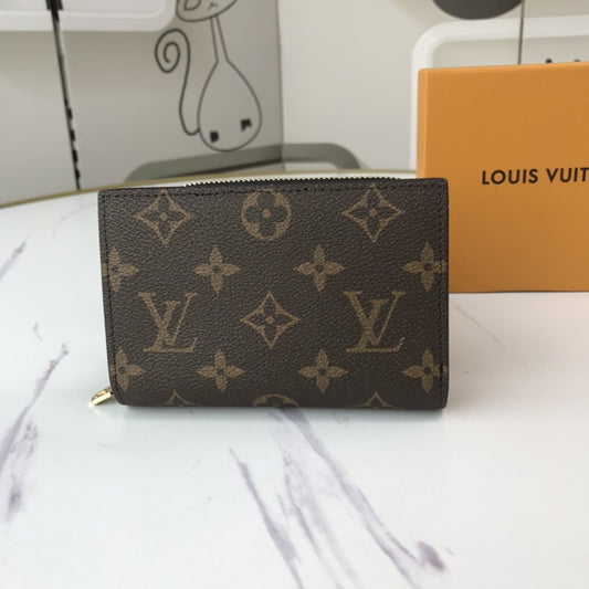 BL - High Quality Wallet LUV 039