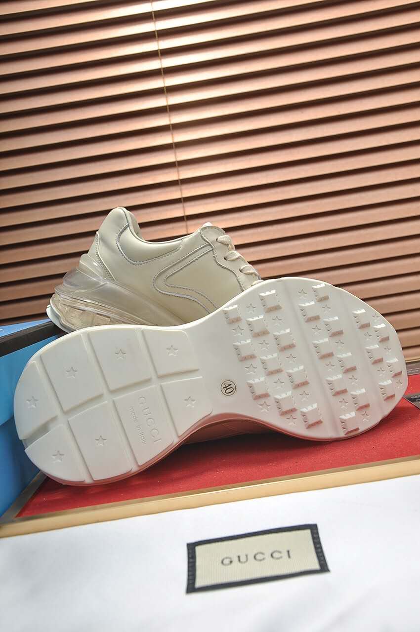 BL-GCI  Rhyton Chunky Logo Sneaker 060