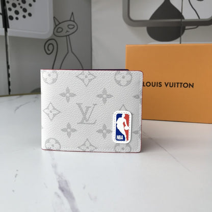 BL - High Quality Wallet LUV 033