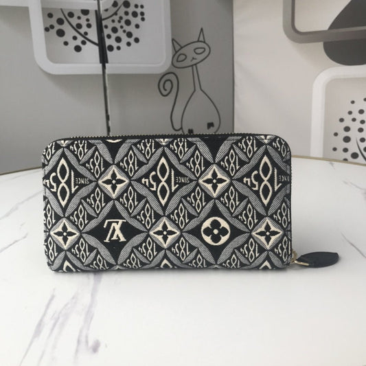 BL - High Quality Wallet LUV 022