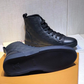 BL - High Quality Luv Sneaker 068