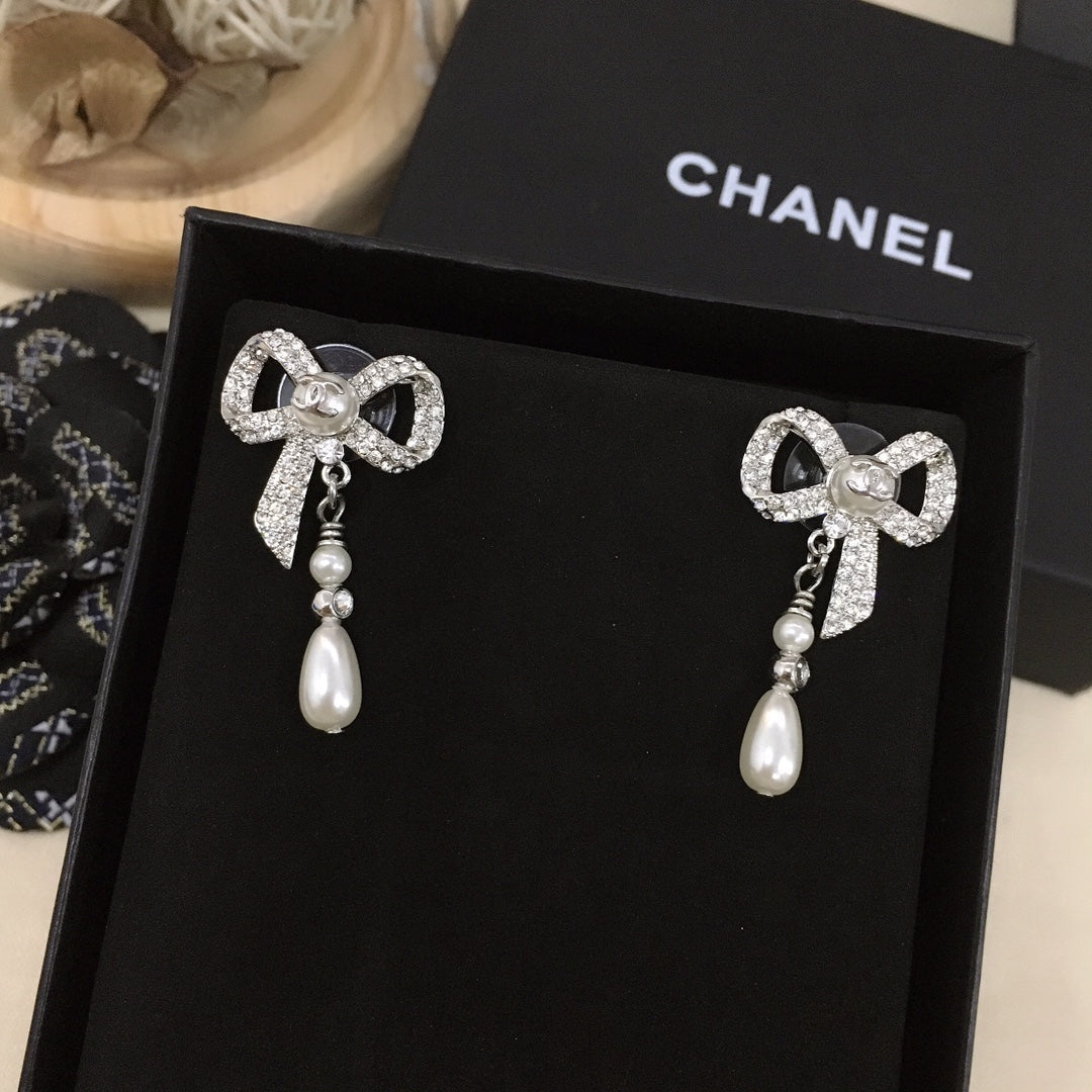 BL - High Quality Earring CHL 024