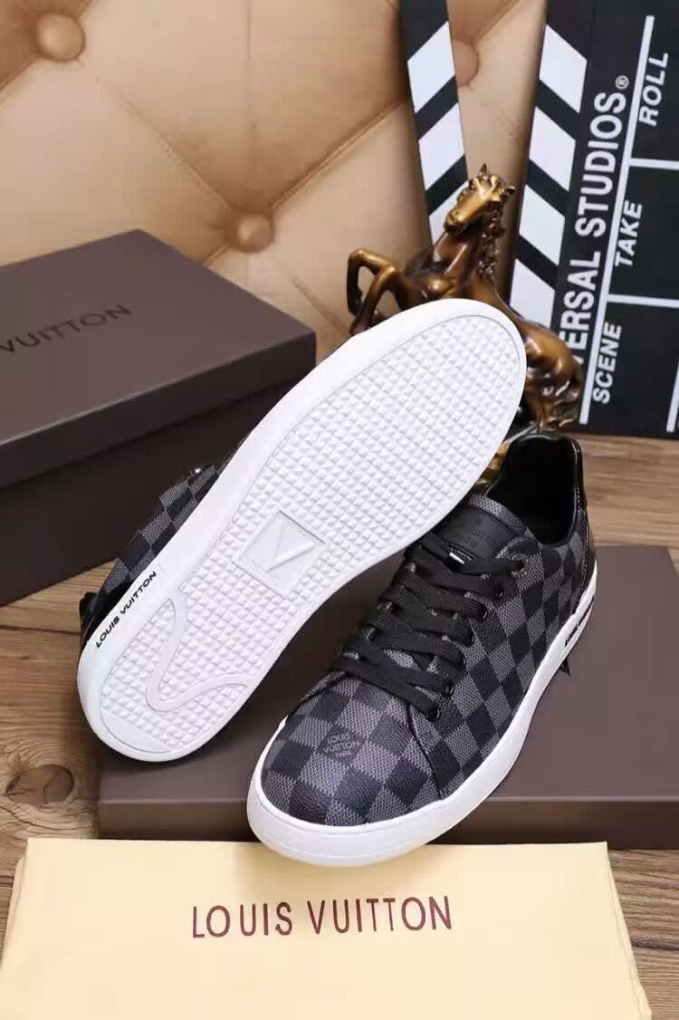 BL - LUV Black Sneaker