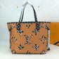 LV Neverfull MM Tote Bag Monogram Jungle Canvas Black/Caramel For Women,  Shoulder Bags 12.2in/31cm LV M44716