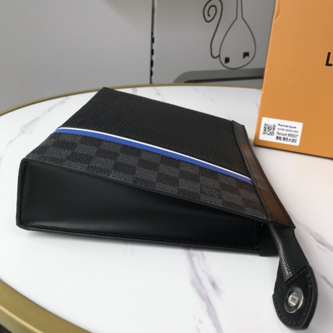 BL - High Quality Wallet LUV 072
