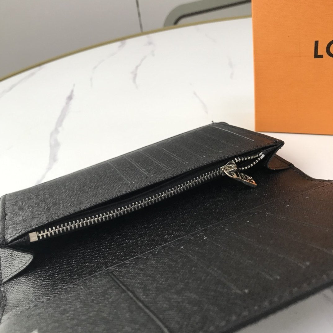 BL - High Quality Wallet LUV 076