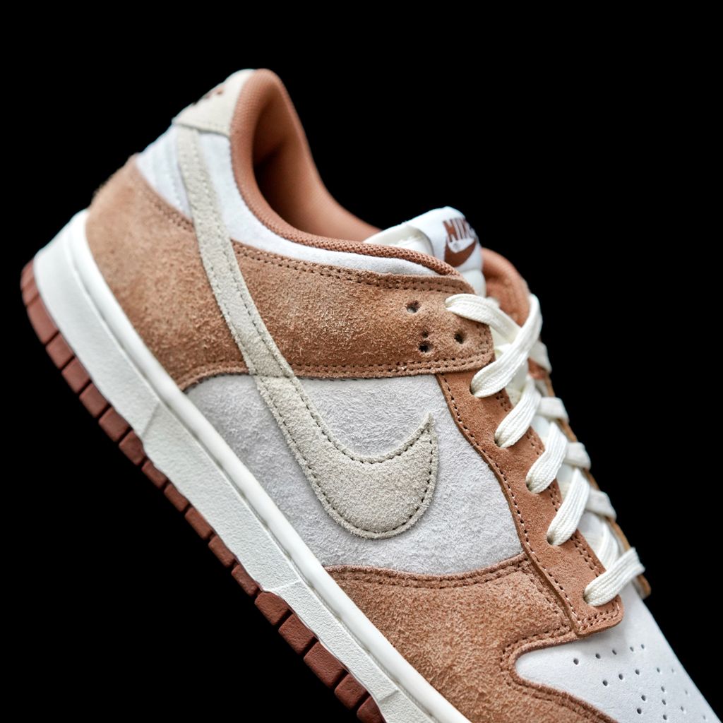 BL - NKE wheat khaki