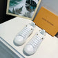 BL - High Quality Luv Sneaker 219