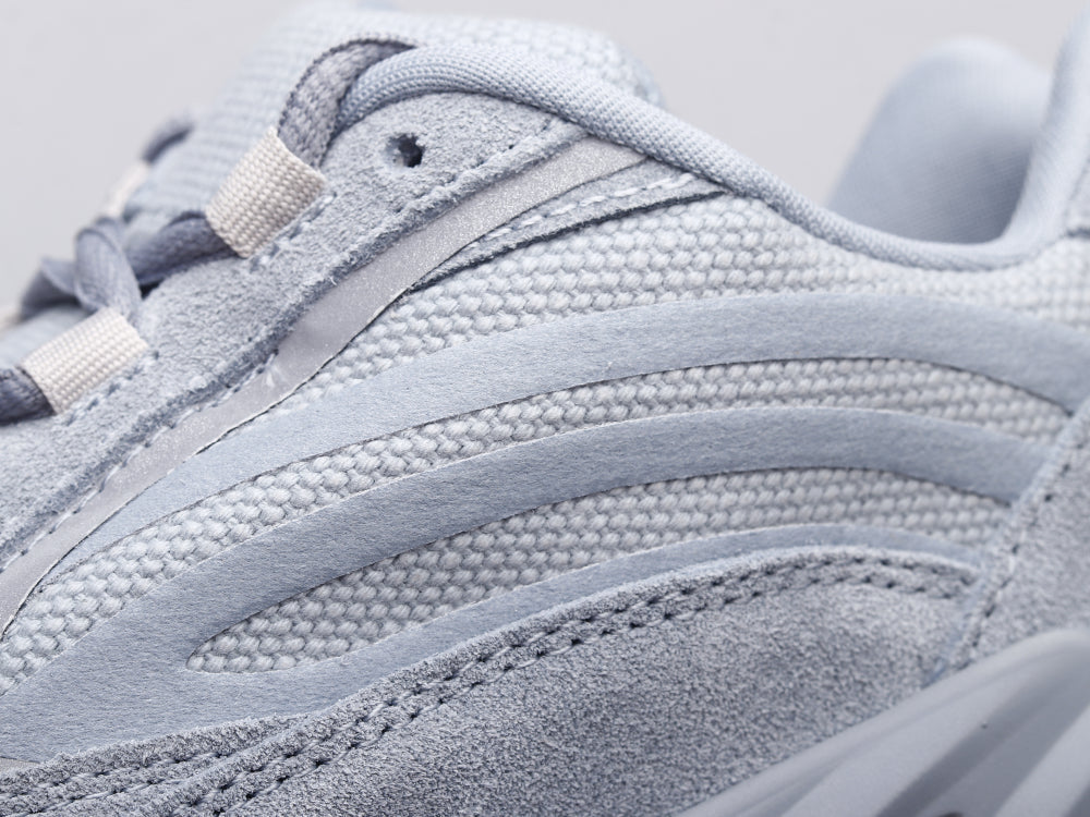 BL - Yzy 700 Hospital Blue Sneaker