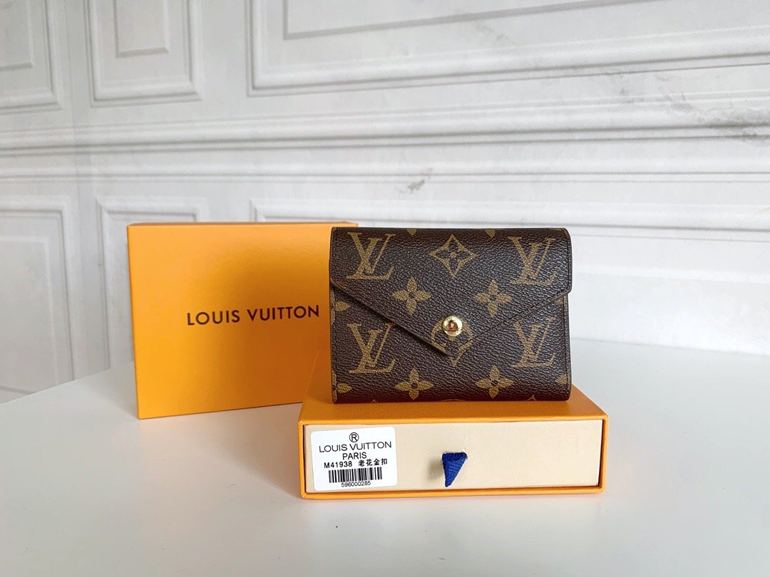 BL - High Quality Wallet LUV 114