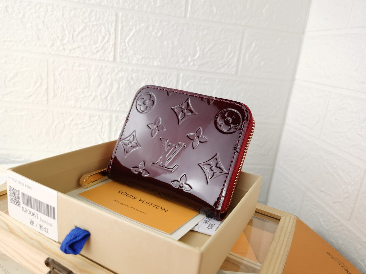 BL - High Quality Wallet LUV 123