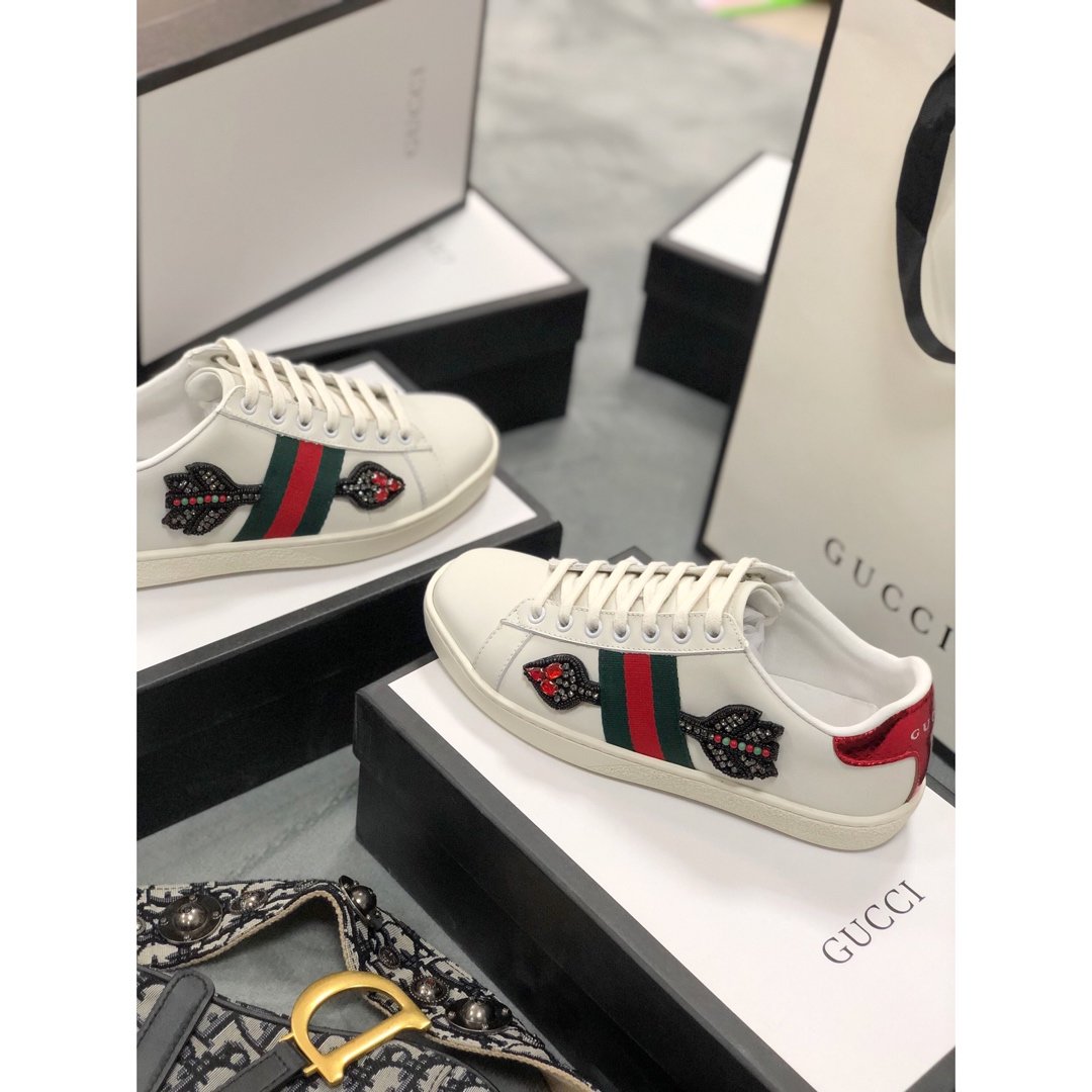BL-GCI Ace logo Sneaker 069