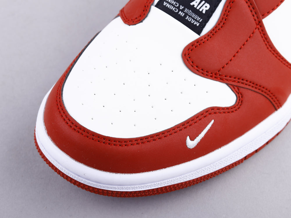 BL - AJ1 Chicago Reflection