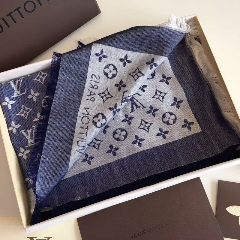 High Quality LUV  Scarf 018