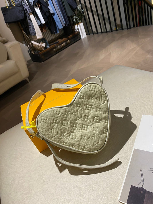 BL - High Quality Bags LUV 989