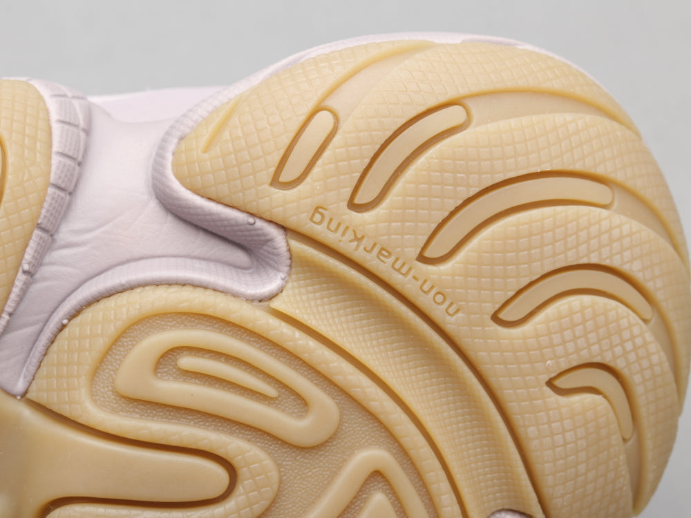 BL - Yzy 500 Soft Vision Sneaker