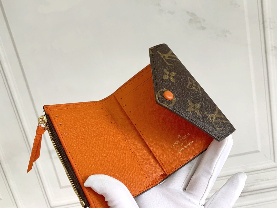 BL - High Quality Wallet LUV 113