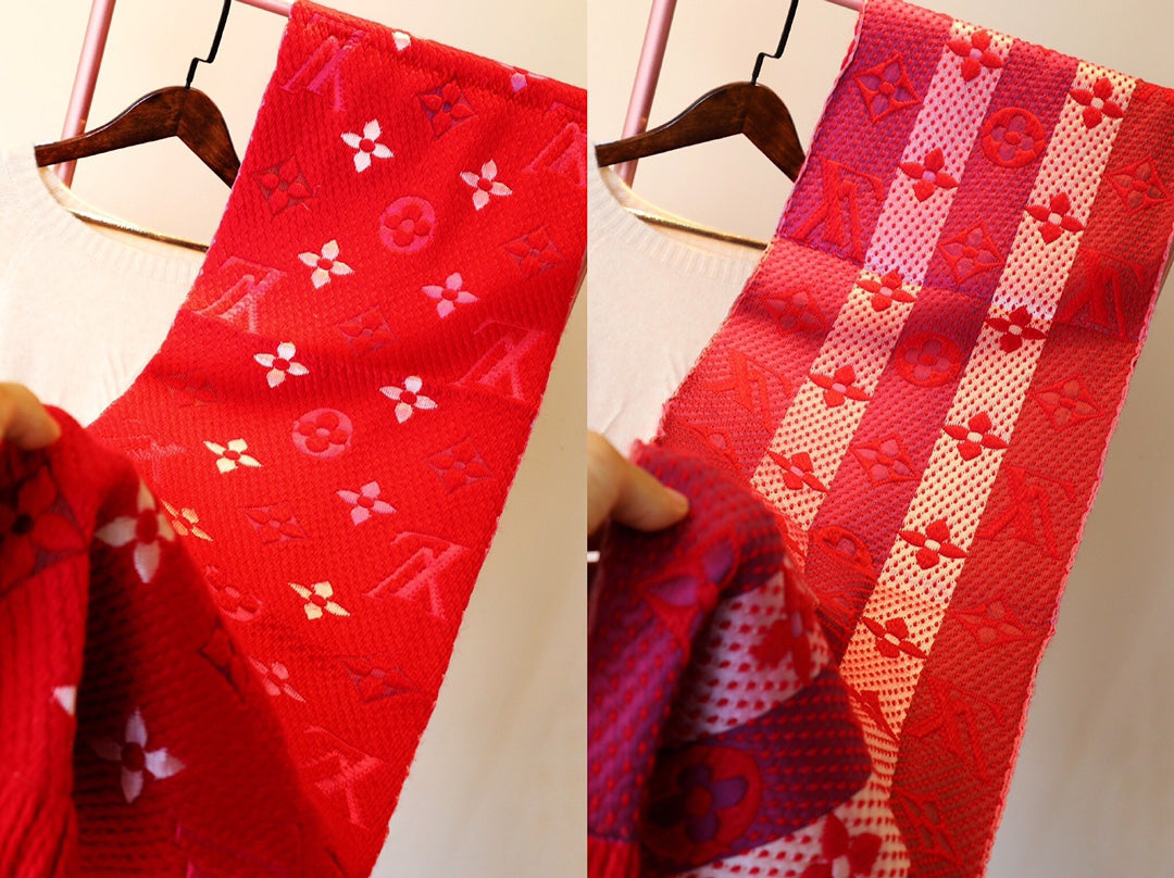 High Quality LUV  Scarf 002