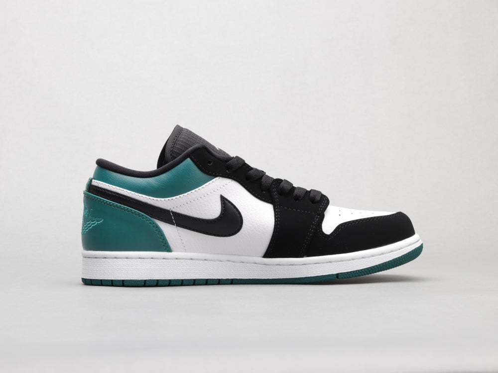 BL - AJ1 black and green toes