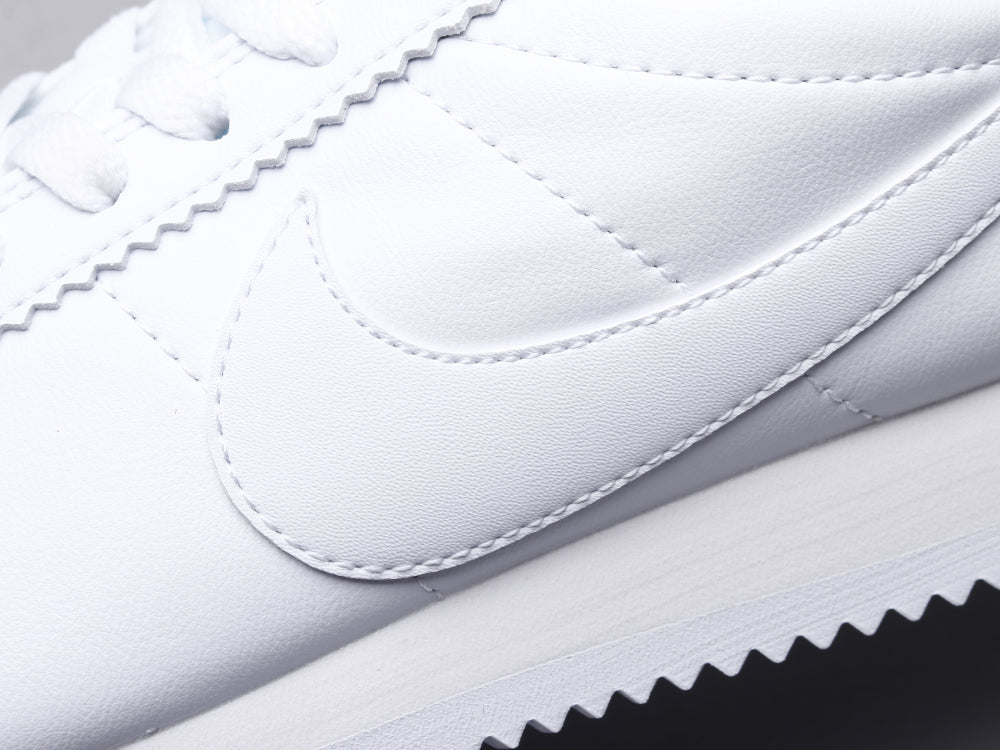 BL - NKE Generation pure white