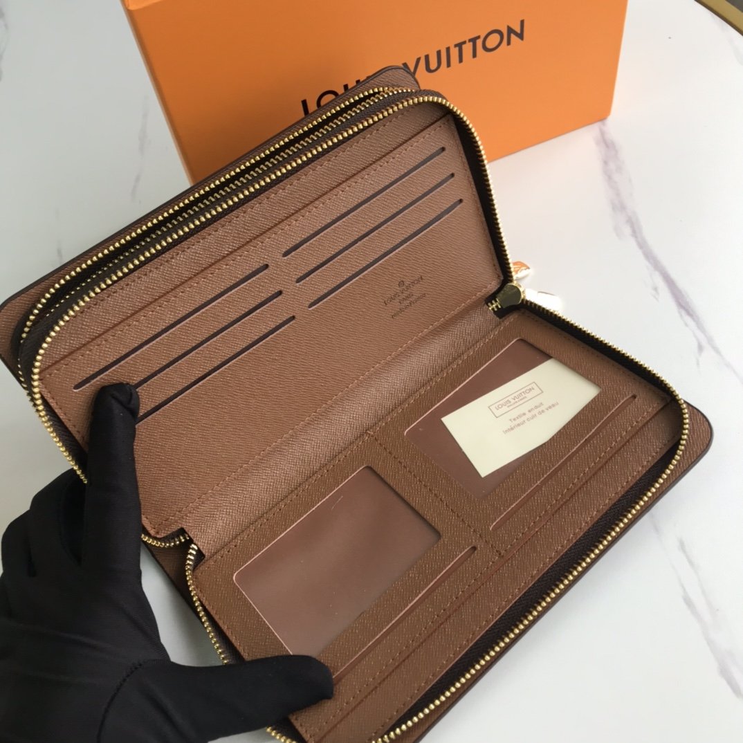 BL - High Quality Wallet LUV 053